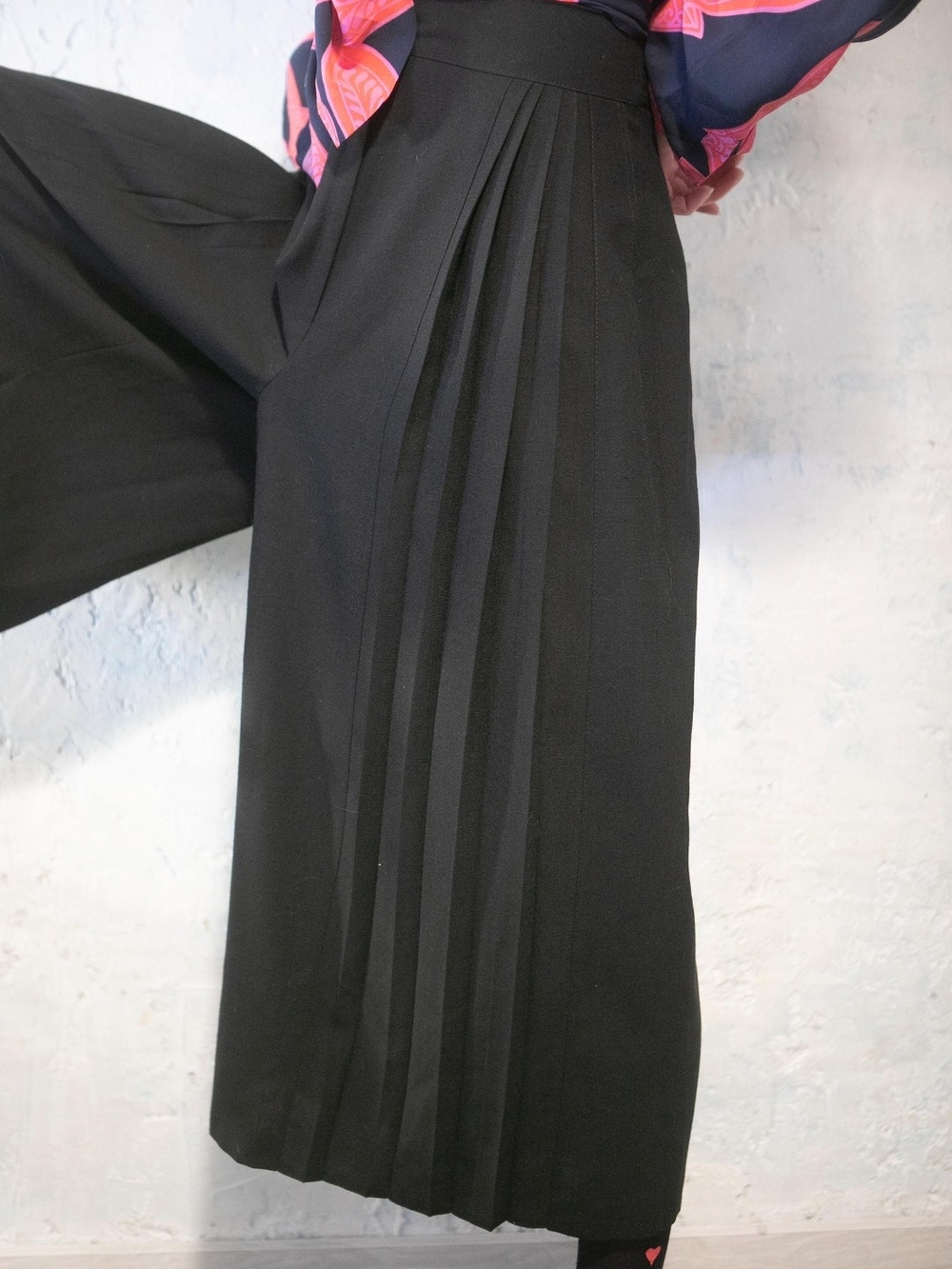 90s Black Pleated Wool Trousers